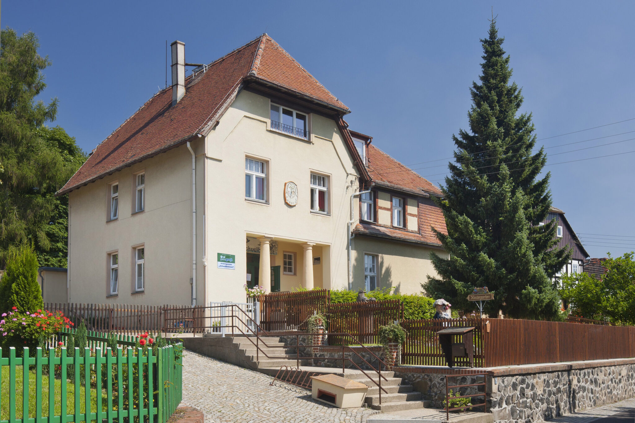 Außenansicht Kita Schwalbennest